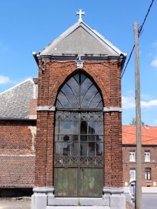 Villers-Sire-Nicole (Nord, Fr) chapelle, rue du Château