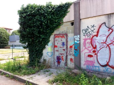 Villeurbanne - L'Autre Soie, ancien resto U, ici il y avait une porte