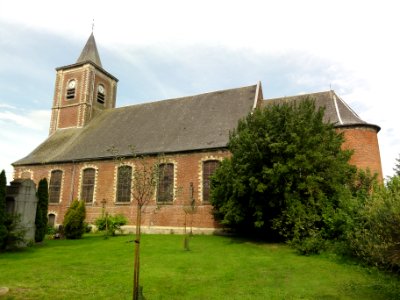 Villers-Pol (Nord,Fr), église, vue latérale