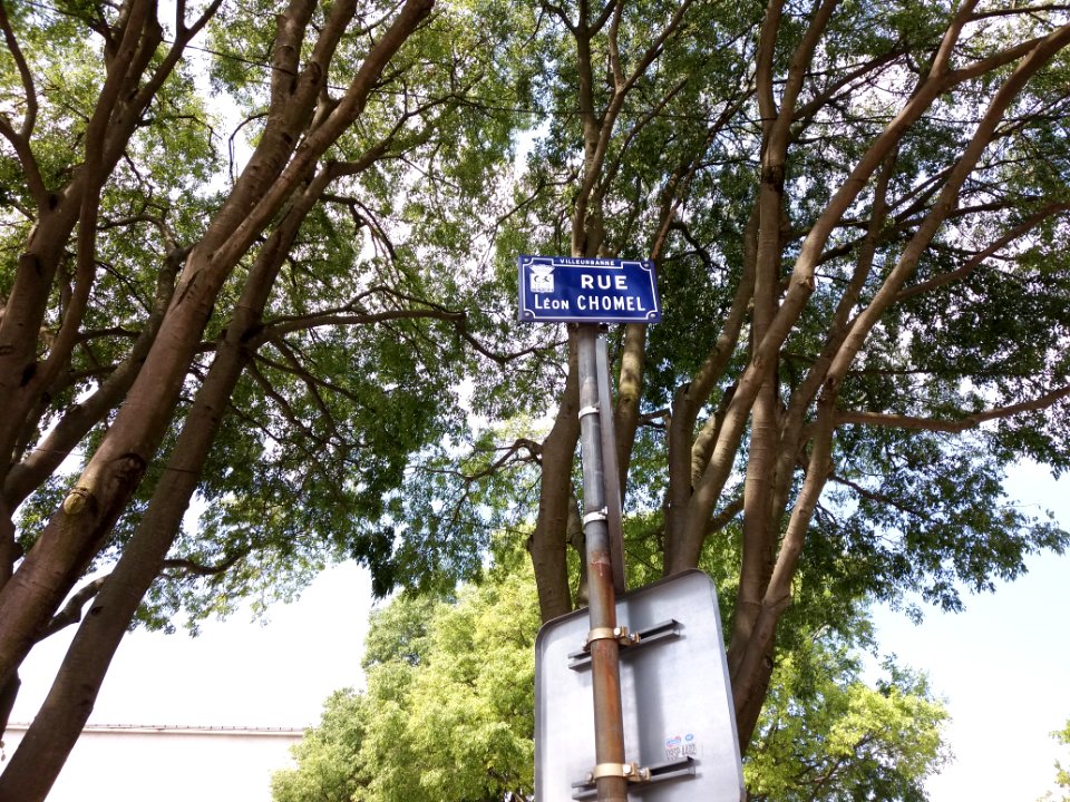 Villeurbanne - Rue Léon Chomel, plaque