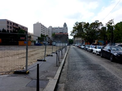 Villeurbanne - Rue Léon Chomel, depuis la rue Francis de Pressensé