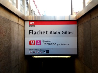 Villeurbanne - Cours Émile Zola, plaque du métro Flachet