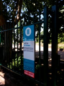 Villeurbanne - Jardin de l'Embellie, plaque