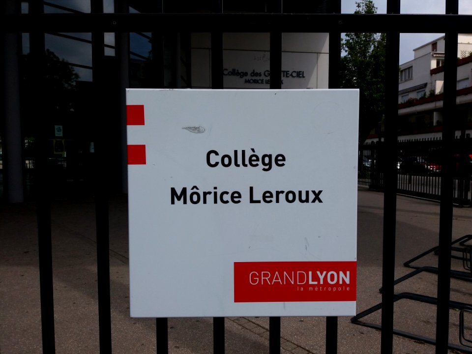 Villeurbanne - Rue Francis de Pressensé, plaque Collège Môrice Leroux