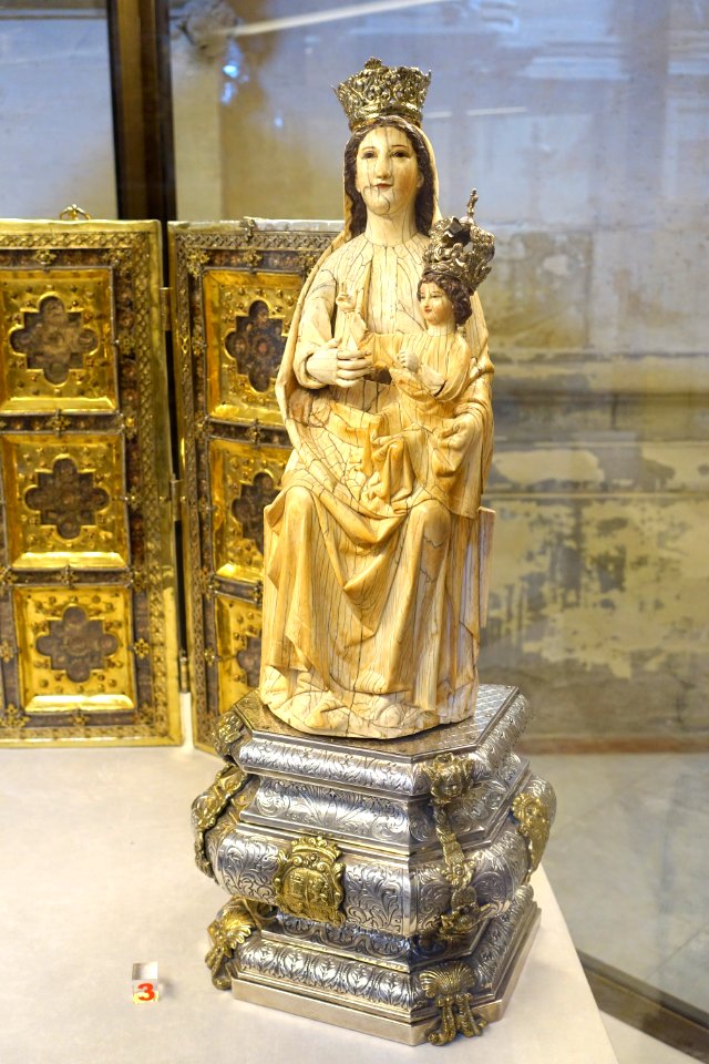 Virgin of the Battles - Cathedral of Seville - Sevilla, Spain - DSC07600