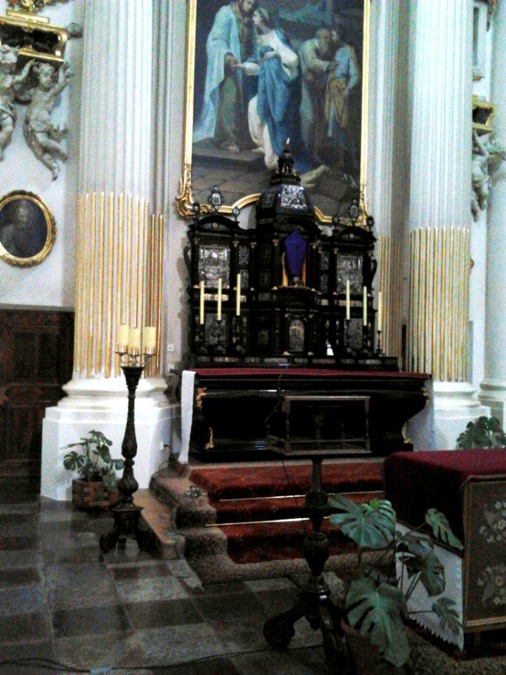 Visitationist Church in Warsaw - Interior 01