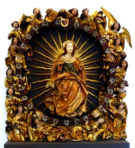 Virgin and Child, from Lobenhoferschen Haus, Haupmarkt, Nuremberg, c. 1420, pearwood, polychromed and gilded - Germanisches Nationalmuseum - Nuremberg, Germany -DSC02856