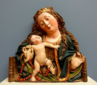 Virgin and Child, Upper Rhine, c. 1480, apple or pear wood - Bode-Museum - DSC03097