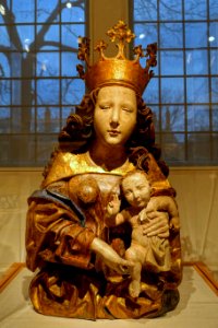 Virgin and Child, by a follower of the Master of the Dangolsheimer Madonna, South German, late 15th to early 16th century, wood with polychromy and gilding, view 1- Princeton University Art Museum - DSC06868