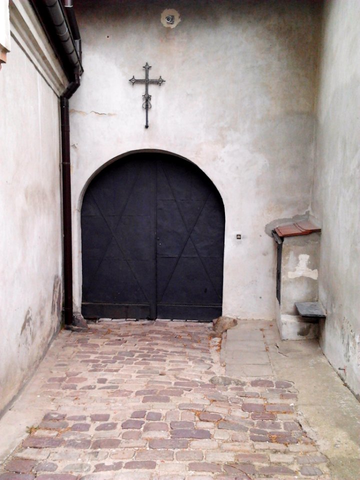 Visitationist Monastery in Warsaw - Exterior 06