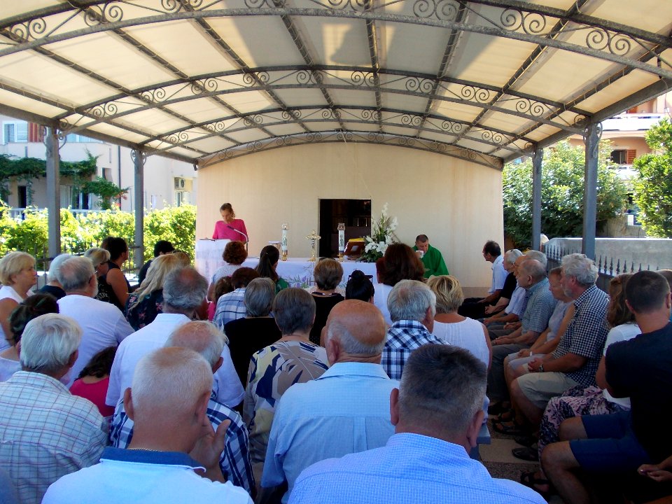 Visitation of Mary Church (Metajna) 02