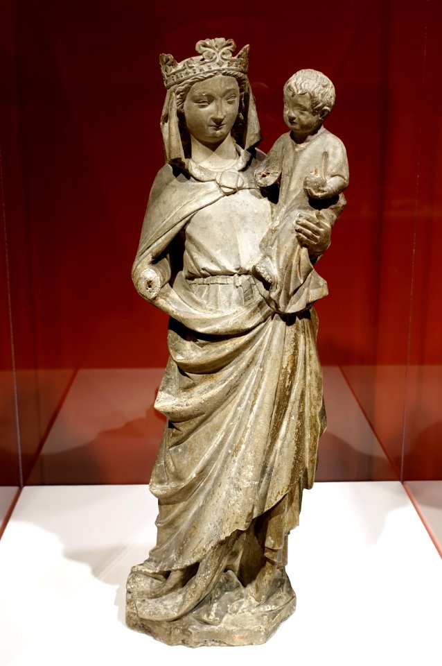 Virgin and Child, on loan from the Metropolitan Museum of Art, France, 1300s, limestone, polychromy - Jordan Schnitzer Museum of Art, University of Oregon - Eugene, Oregon - DSC09446