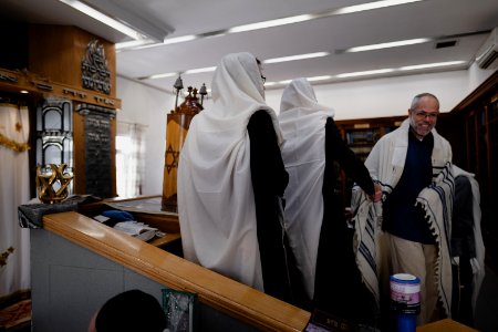 Visiting a Chabad in Jerusalem during Sukkot 08