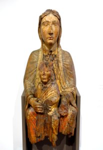 Virgin and Child in Majesty (Seat of Divine Wisdom), artist unknown, France, 1170s, polychromed wood - Fogg Art Museum, Harvard University - DSC00994