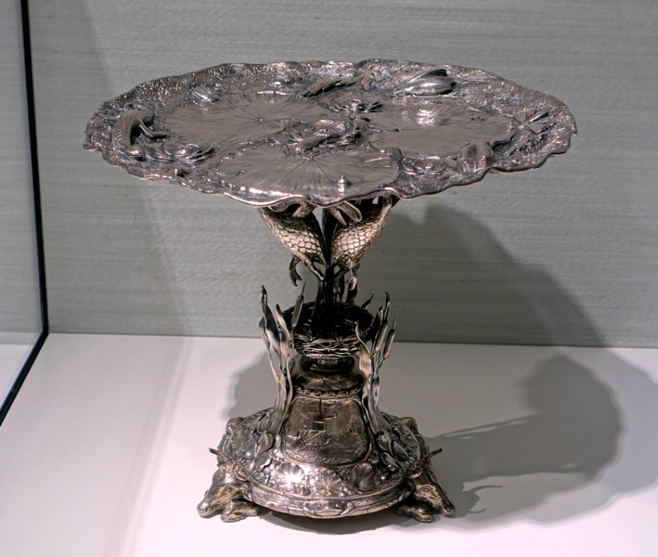Visiting card tray, by Frans Zwollo sr., 1897-1898, silver - Hessisches Landesmuseum Darmstadt - Darmstadt, Germany - DSC00775