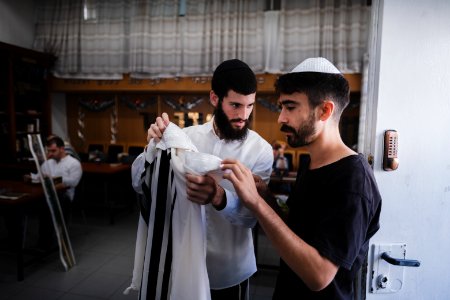 Visiting a Chabad in Jerusalem during Sukkot 07