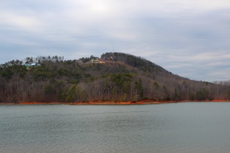 Vineyard Mountain viewed from Red Top Mountain State Park, March 2017 1