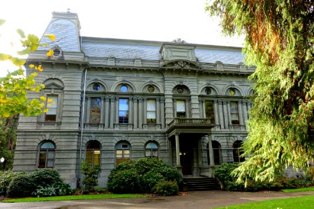Villard Hall - University of Oregon - Eugene, Oregon - DSC09619
