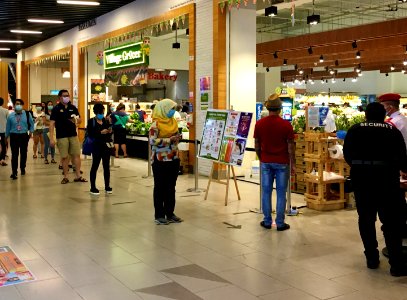 Village Grocer Atria 2