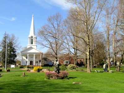 Village Green - Bloomfield, CT - DSC09385