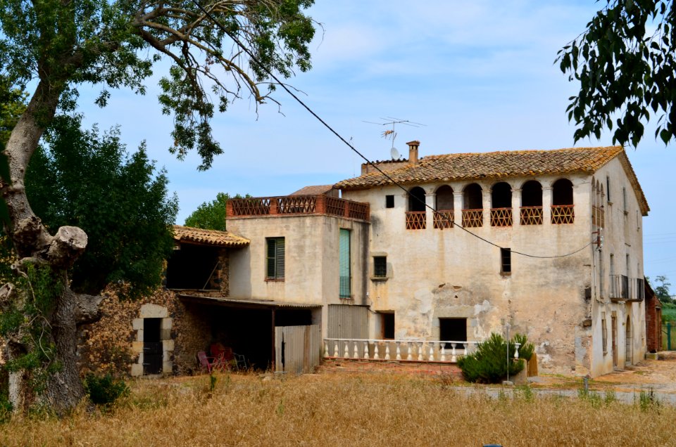 Vilobí d'Onyar, Ca l'Artau