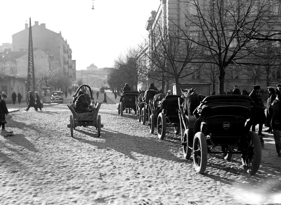 Vilnius Markt op de Lukiskiu aikste bij de kerk van St Philip en St Jacob Rec, Bestanddeelnr 252-1312