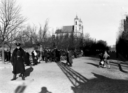 Vilnius. Markt op de Lukiskiu aikste bij de kerk van St. Philip en St Jacob. Voe, Bestanddeelnr 252-1311