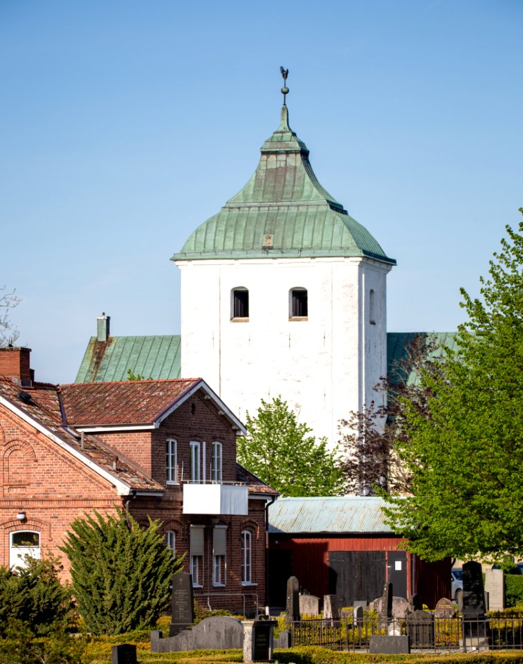 Vinslövs pastorsexpedition och kyrka