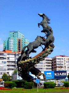 Vigo - Rotonda de la Plaza de España, Monumento a los Caballos 4
