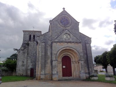 Villeneuve (Gironde) église, façade PA00083864