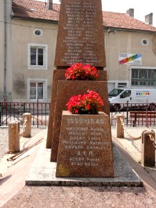Vignot (Meuse) monument aux morts (03)