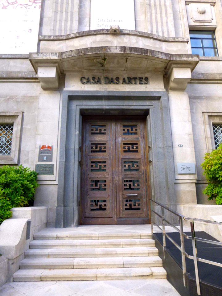 Vigo - Casa das Artes, Fundación Laxeiro (antiguo Banco de España) 4