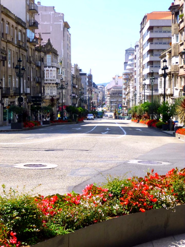 Vigo - Rúa Urzáiz 1
