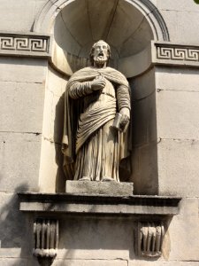 Vignot (Meuse) Église Saint-Rémy statue façade 02