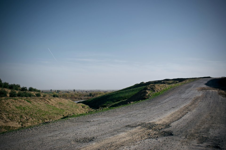 Views of the road to Wardik 10