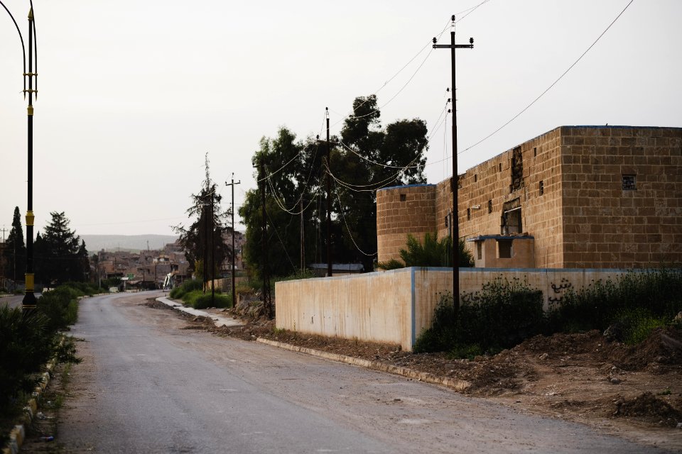 Views of the old Baathi fortress in April of 2019 in the city center of Shingal 01