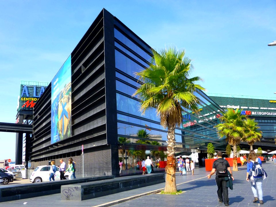 Vigo - Centro Comercial A Laxe 1