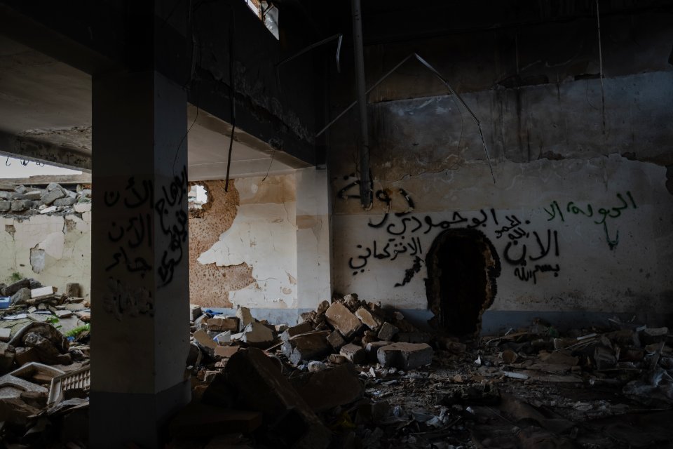 Views in May of 2019 of the ruined old city of Shingal after the war with the Islamic State 08