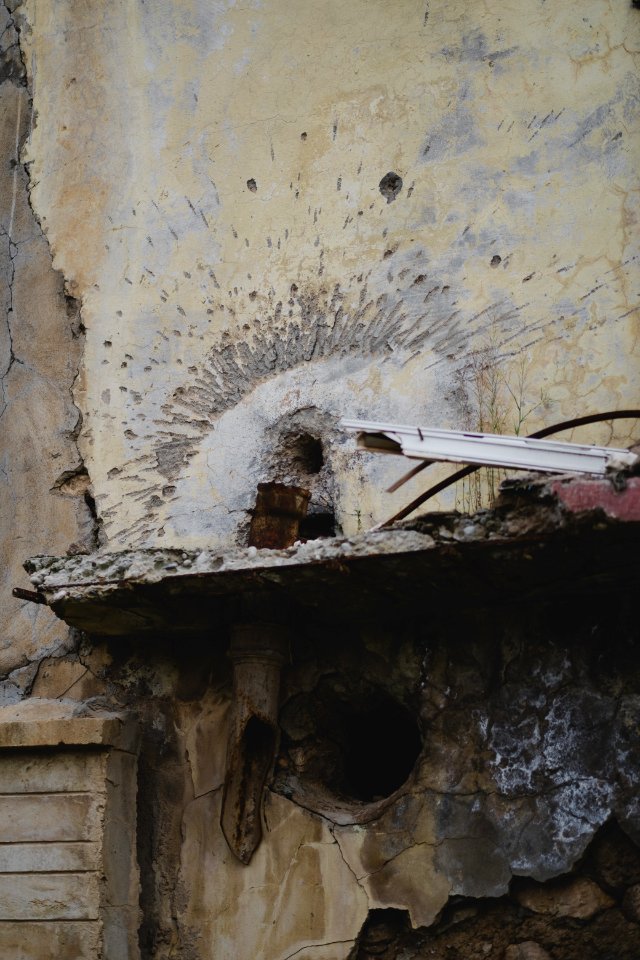 Views in May of 2019 of the ruined old city of Shingal after the war with the Islamic State 31