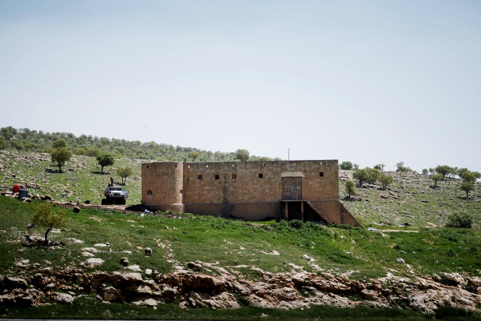 Views in May of 2019 of the Baathi fortress on the road up Shingal mountain 01