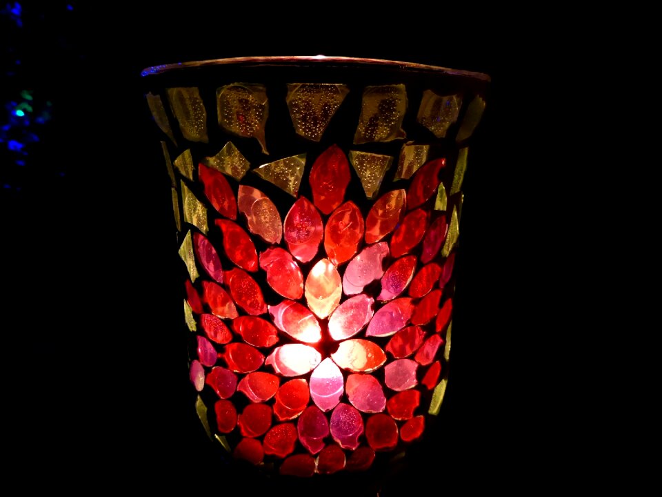 Candlestick light romance