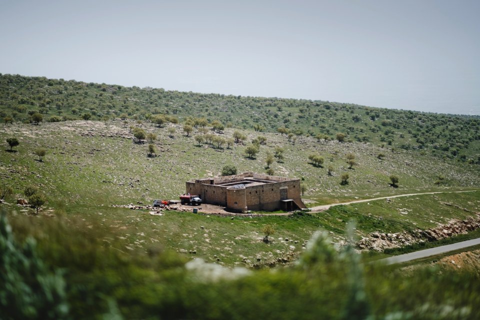 Views in May of 2019 of the Baathi fortress on the road up Shingal mountain 02