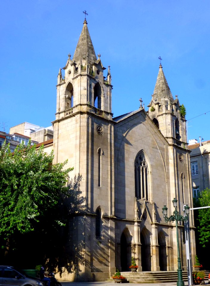 Vigo - Iglesia de Santiago el Mayor 01