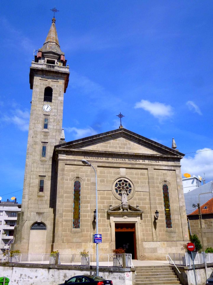 Vigo - Iglesia de Nuestra Señora de Fátima 03
