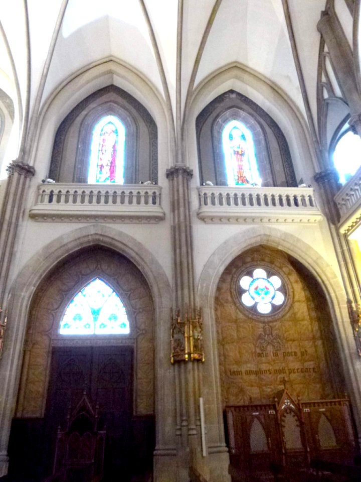 Vigo - Iglesia del Colegio Salesiano María Auxiliadora 10