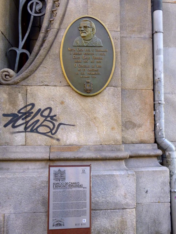 Vigo - Edificio de Camilo y Benigno Fernández 2
