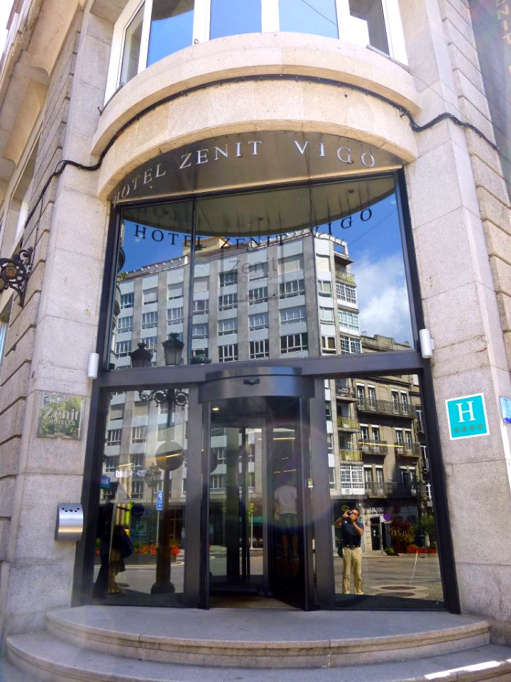 Vigo - Hotel Zenit (antiguo Hotel Lisboa) 04