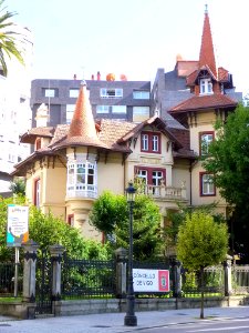 Vigo - Chalet El Pilar (Casa da Xuventude) 2