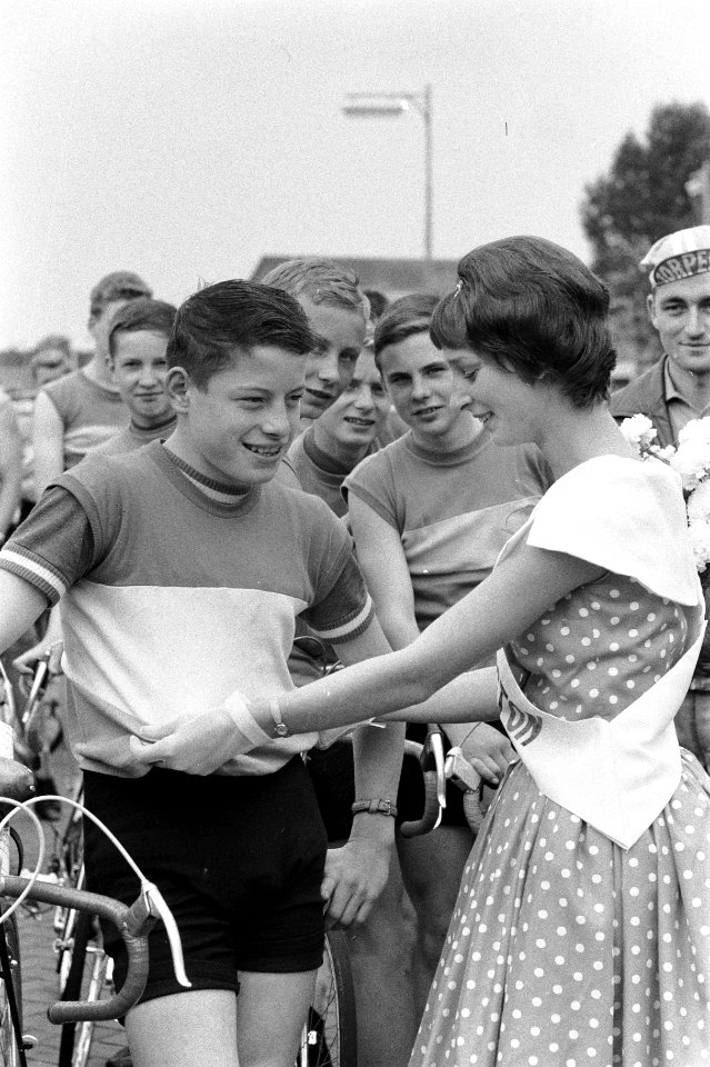 Vijfde Jeugdronde van West Brabant begonnen te Roosendaal. Winnaar van vorig jaa, Bestanddeelnr 911-4928