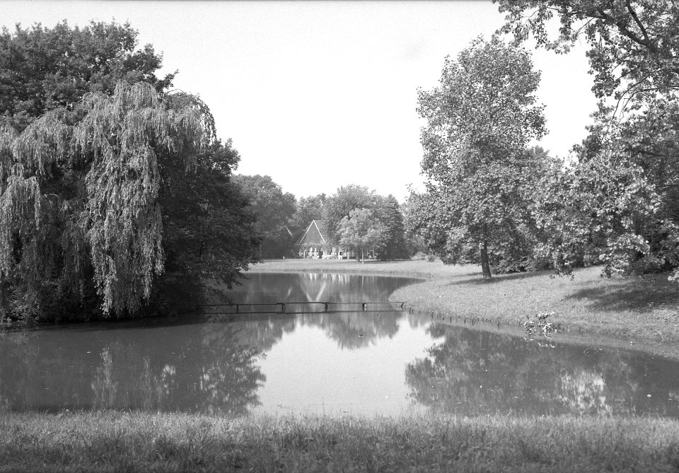 Vijver van landgoed Het Smalenbroek te Lonneker bij Enschede, Bestanddeelnr 192-1017